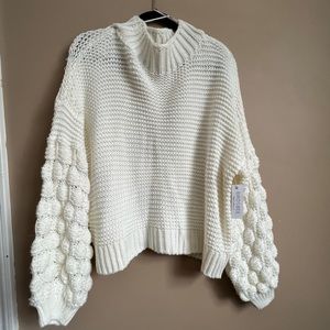 RD Style Cream sweater New with Tags Size Large